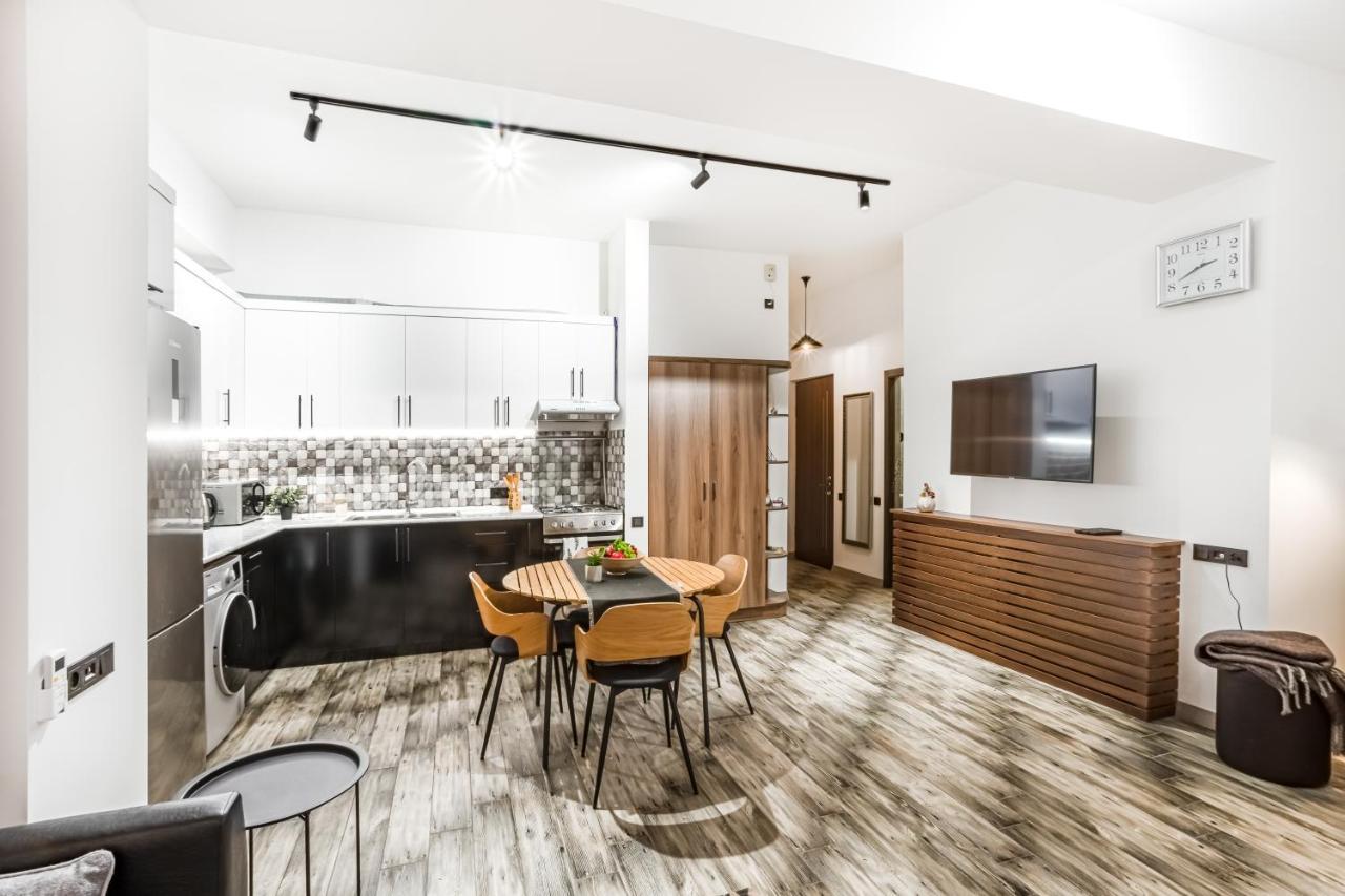 Hotelise I Gin Apartment เยเรวาน ภายนอก รูปภาพ