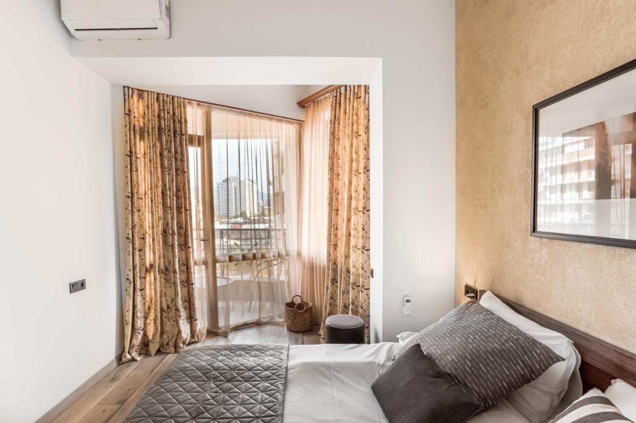 Hotelise I Gin Apartment เยเรวาน ภายนอก รูปภาพ